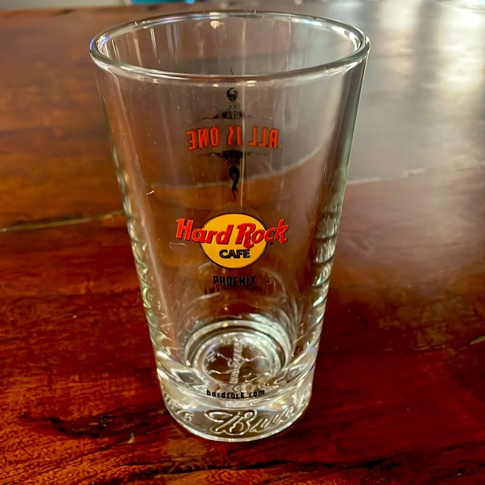 Hard Rock Phoenix * Budweiser * King of Beers * All Is One Pint Glass (x1)